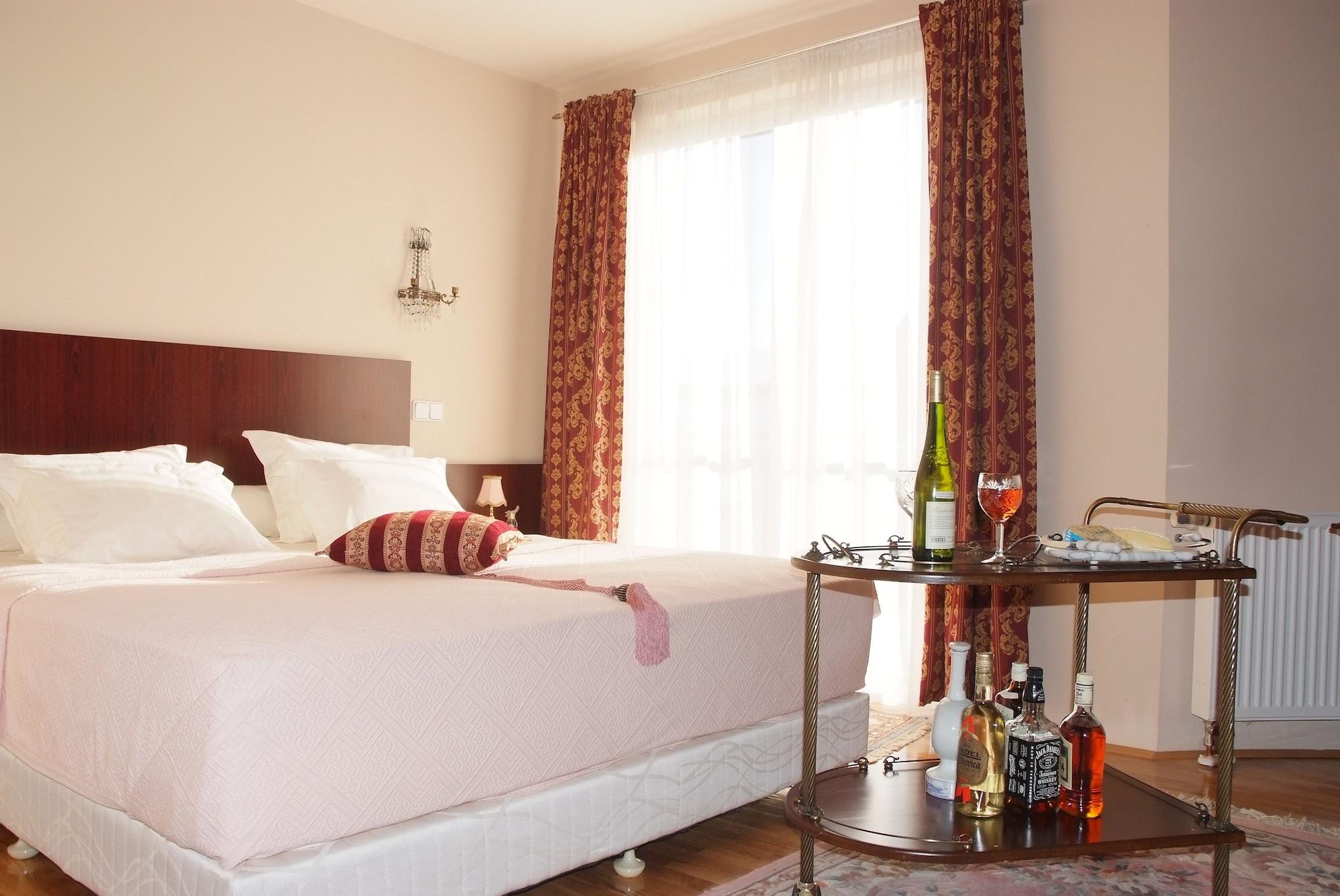 Hotel Octagon Sarajewo Zewnętrze zdjęcie